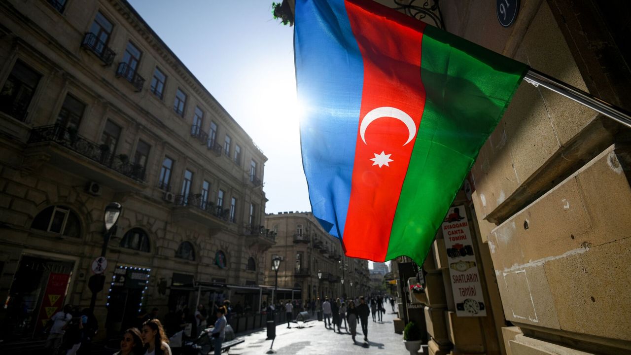 Azerbaycan'dan Fransız Senatosu'nun Kararına Sert Tepki