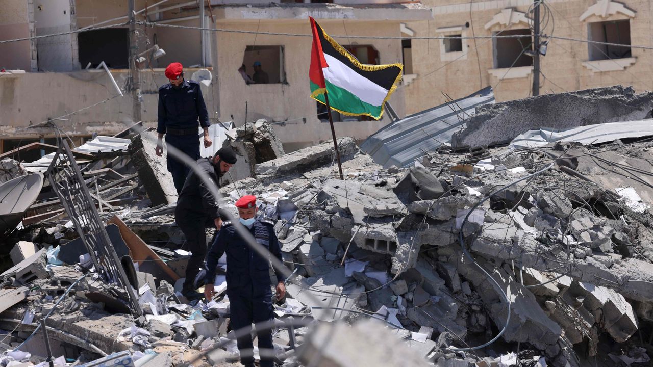 İsrail Ordusu Batı Şeria'da Filistinlilere Ait 4 Evi Yıktı