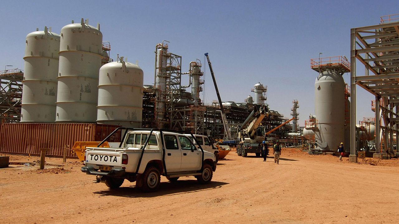 Cezayir’in Berkin Petrol Sahası'nda Üretime Başlandı