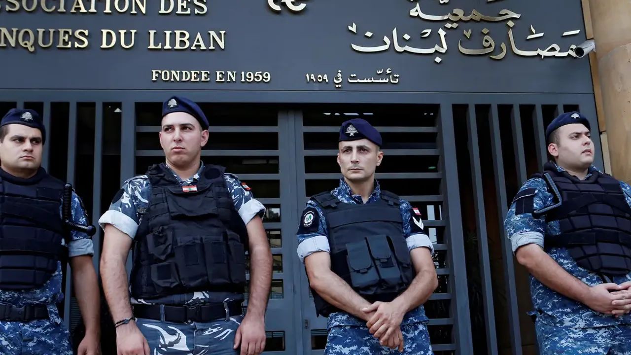 Lübnan 30 DEAŞ Şüphelisini Adalete Teslim Etti