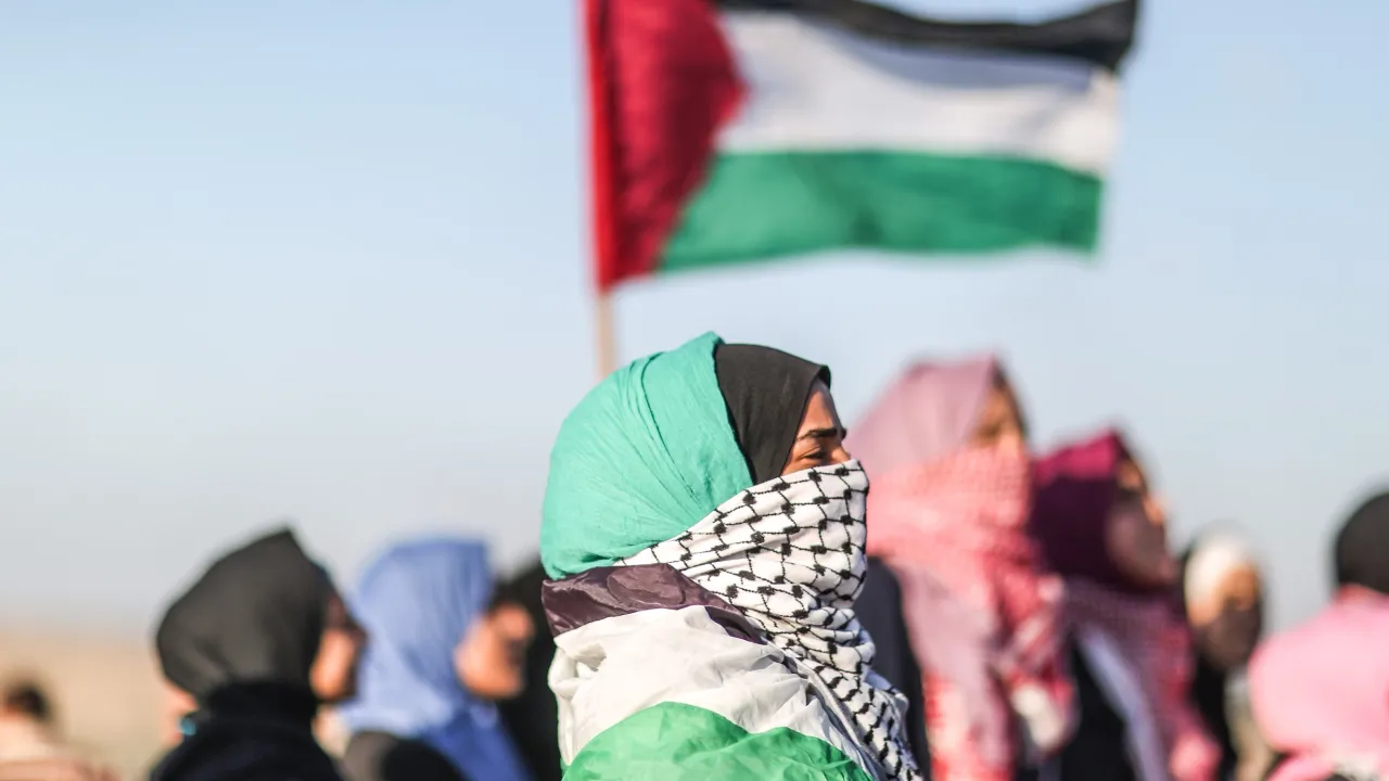 "Filistin, İsrail'in Yıkıcı İşgalinden Muzdarip"