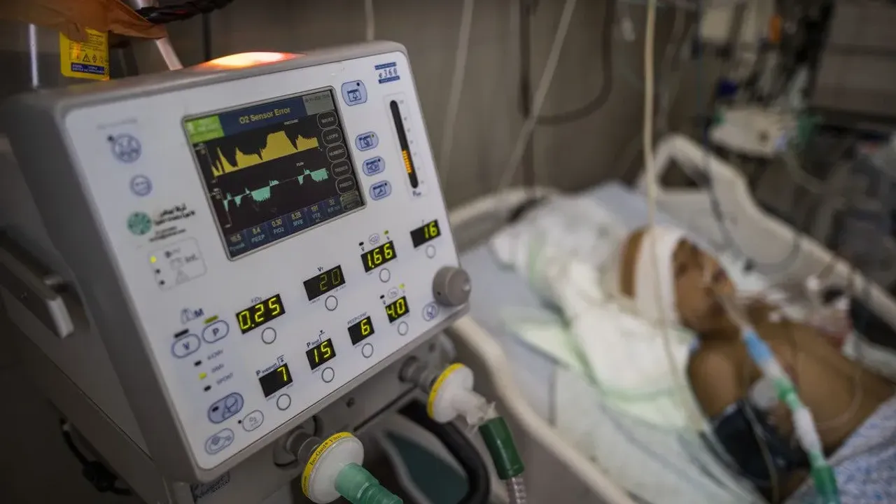 İsrail, Gazze'ye Tıbbi Cihazların Girişini Engelliyor