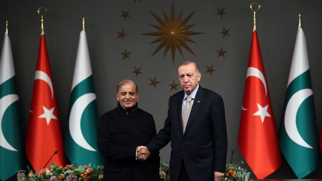 Pakistan Başbakanı ve Erdoğan'dan Ortak Basın Toplantısı