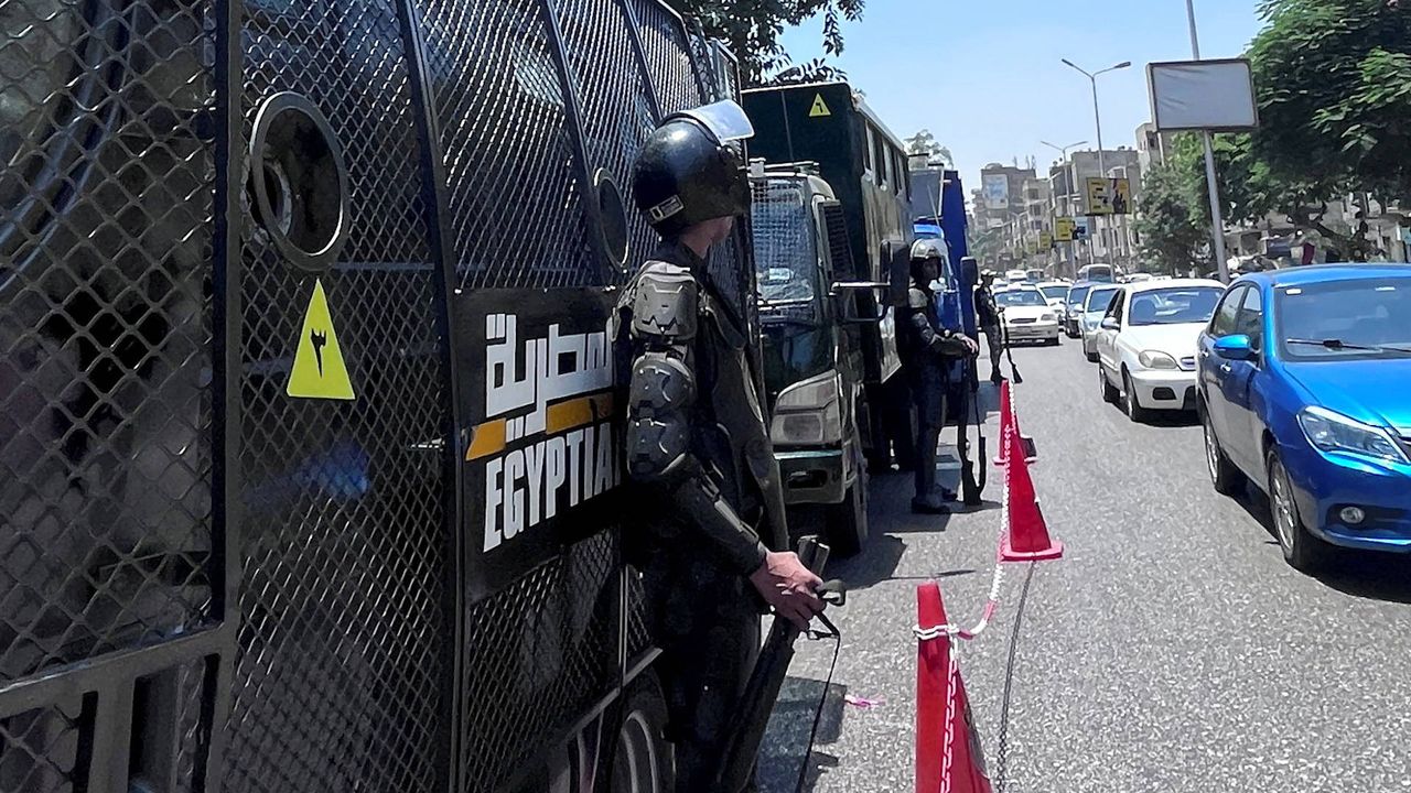 Mısır İklim Zirvesi'ne Tutuklamalarla Gölge Düşürüyor