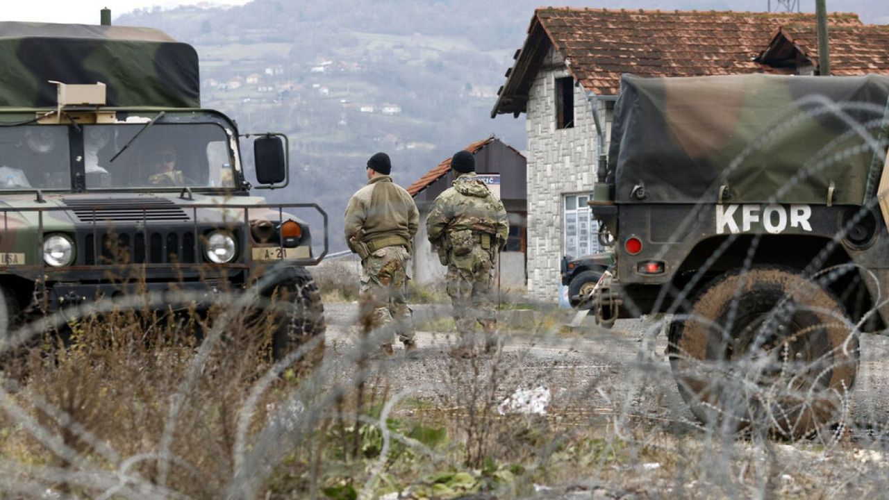 AB ve NATO, Kosova'da Gerginliğin Düşmesinden Memnun