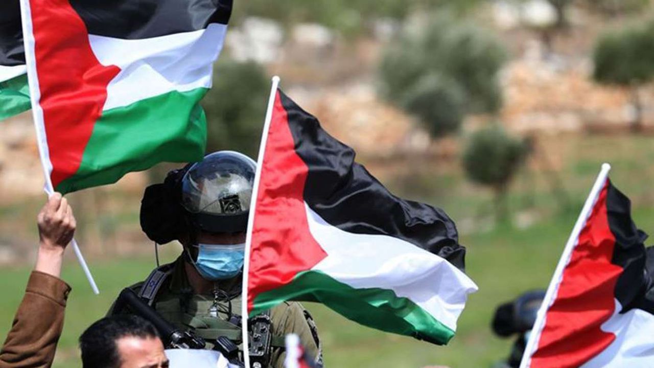 İsrail, Batı Şeria'da Bir Filistinliyi Öldürdü