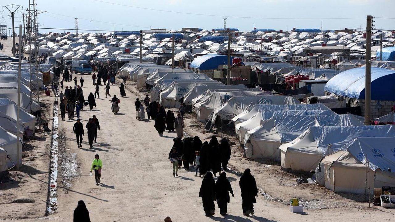 Irak'ta Göçmen Kampları Kapatılacak