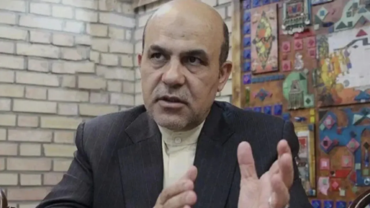 İran'da Eski Savunma Bakan Yardımcısı İdama Mahkum Edildi