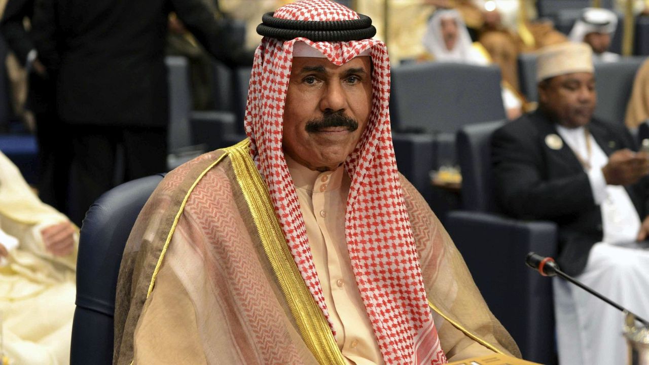 Kuveyt Emiri Hükümetin İstifasını Kabul Etti
