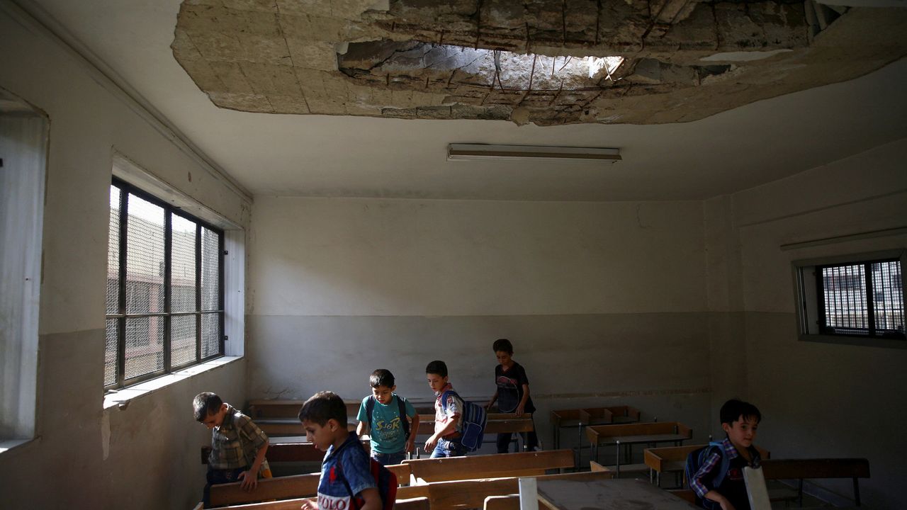 Suriye'de Bir Okul Müdürü Bıçaklanarak Öldürüldü