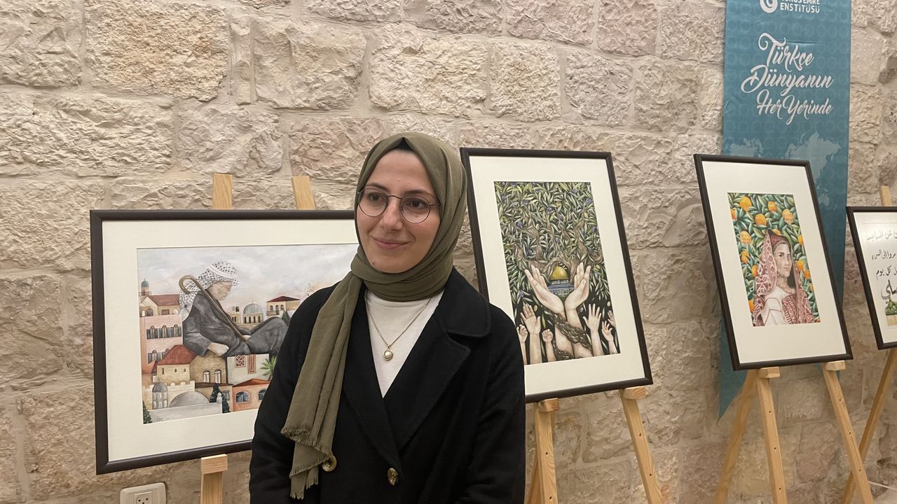 Türk Ressam,  Kudüs'ün Yaşamına Işık Tutuyor