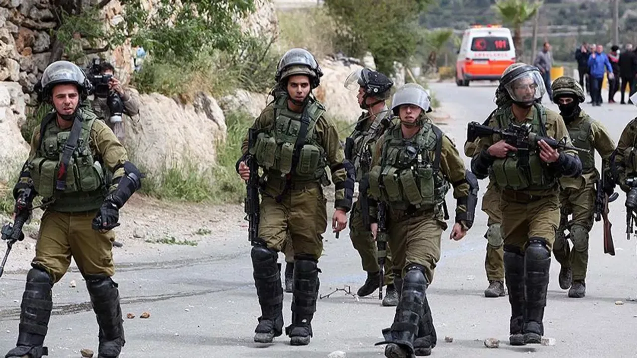 İsrail Güçleri Bir Filistinliyi Yaraladı
