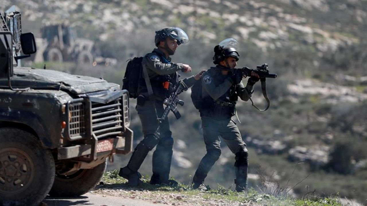 İsrail Askerleri, Batı Şeria'da 2 Filistinliyi Öldürdü