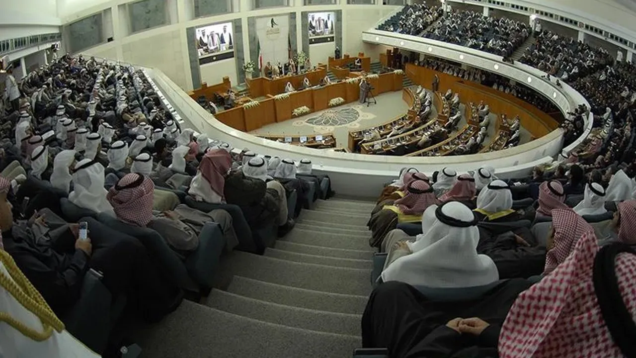 Kuveyt Hükümeti İstifa Etti