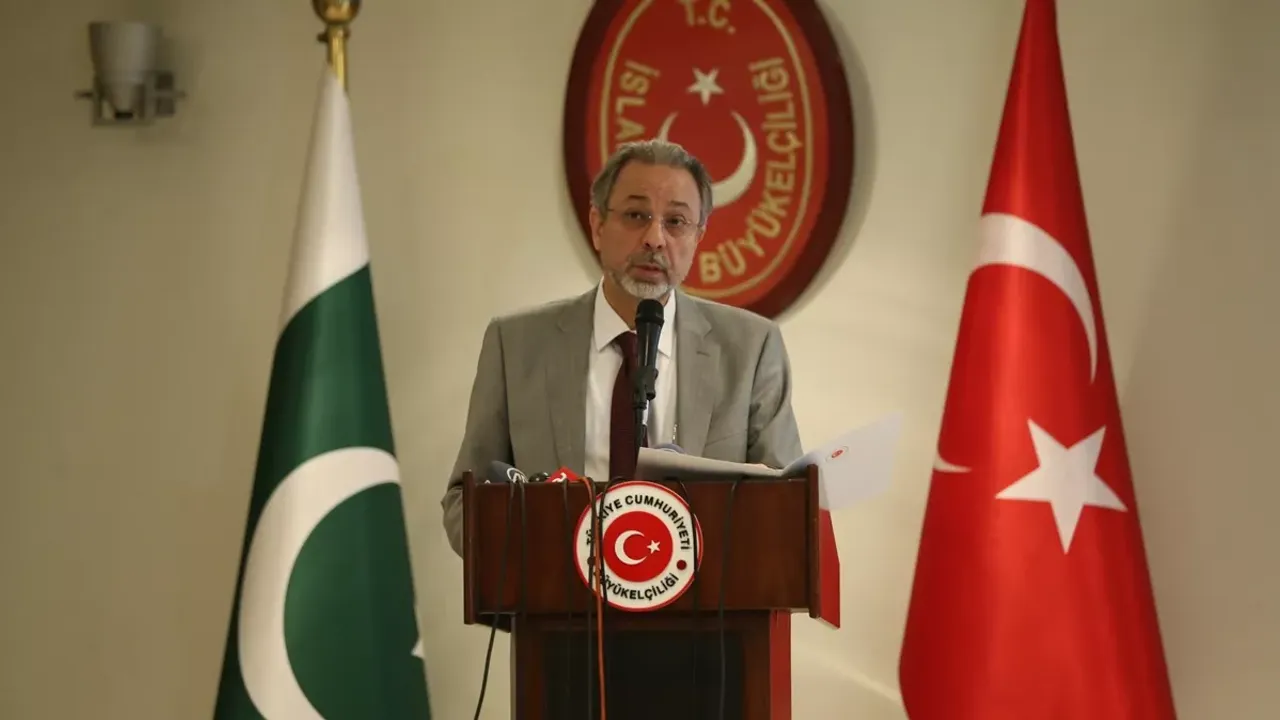İslamabad Büyükelçisi: "Pakistan Devlet ve Millet Olarak Yanımızda"