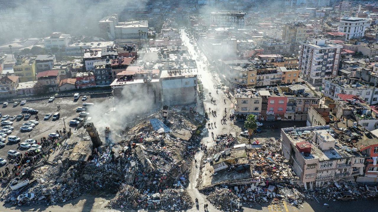 Dünya'nın En Büyük Depremlerinden Biri Türkiye'de