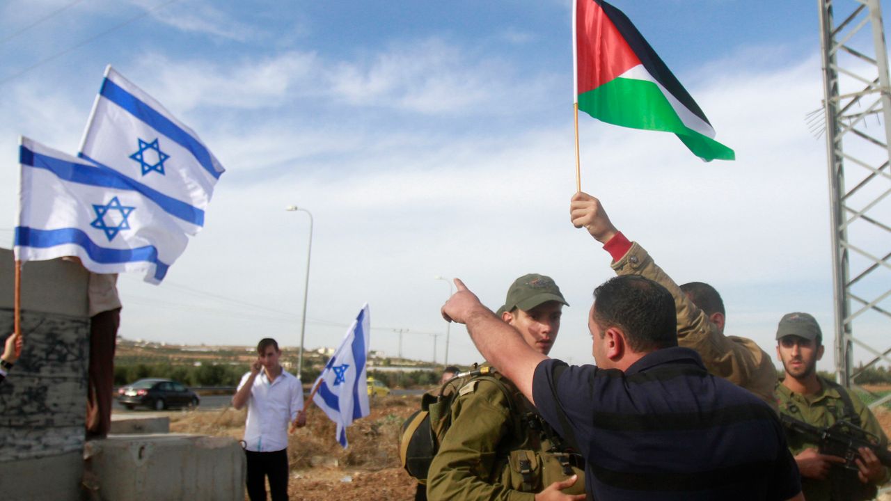 İsrail, “Filistin çatışmasına karışılmamasını” istedi