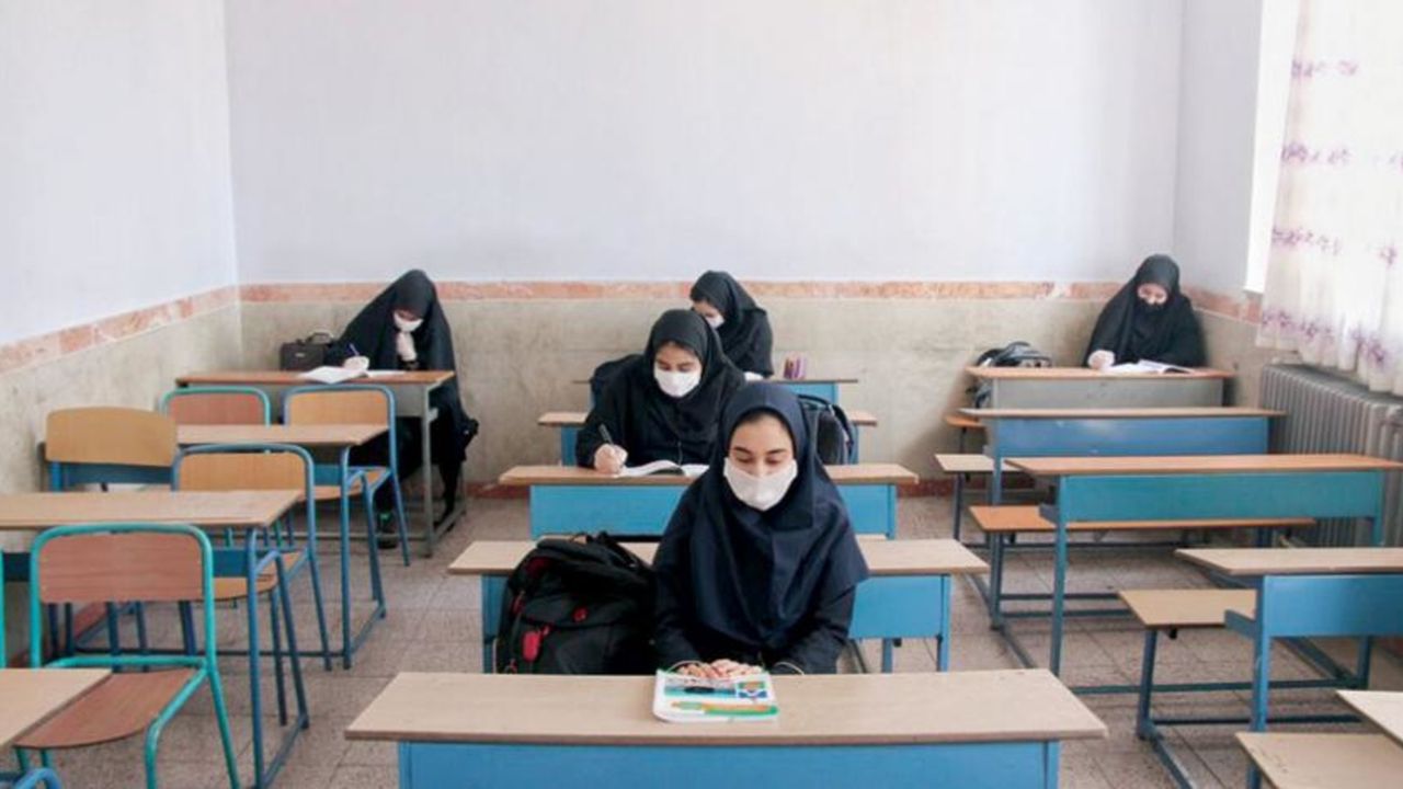 İran'da okullardaki güvenlik tedbirleri sıkılaştırıldı