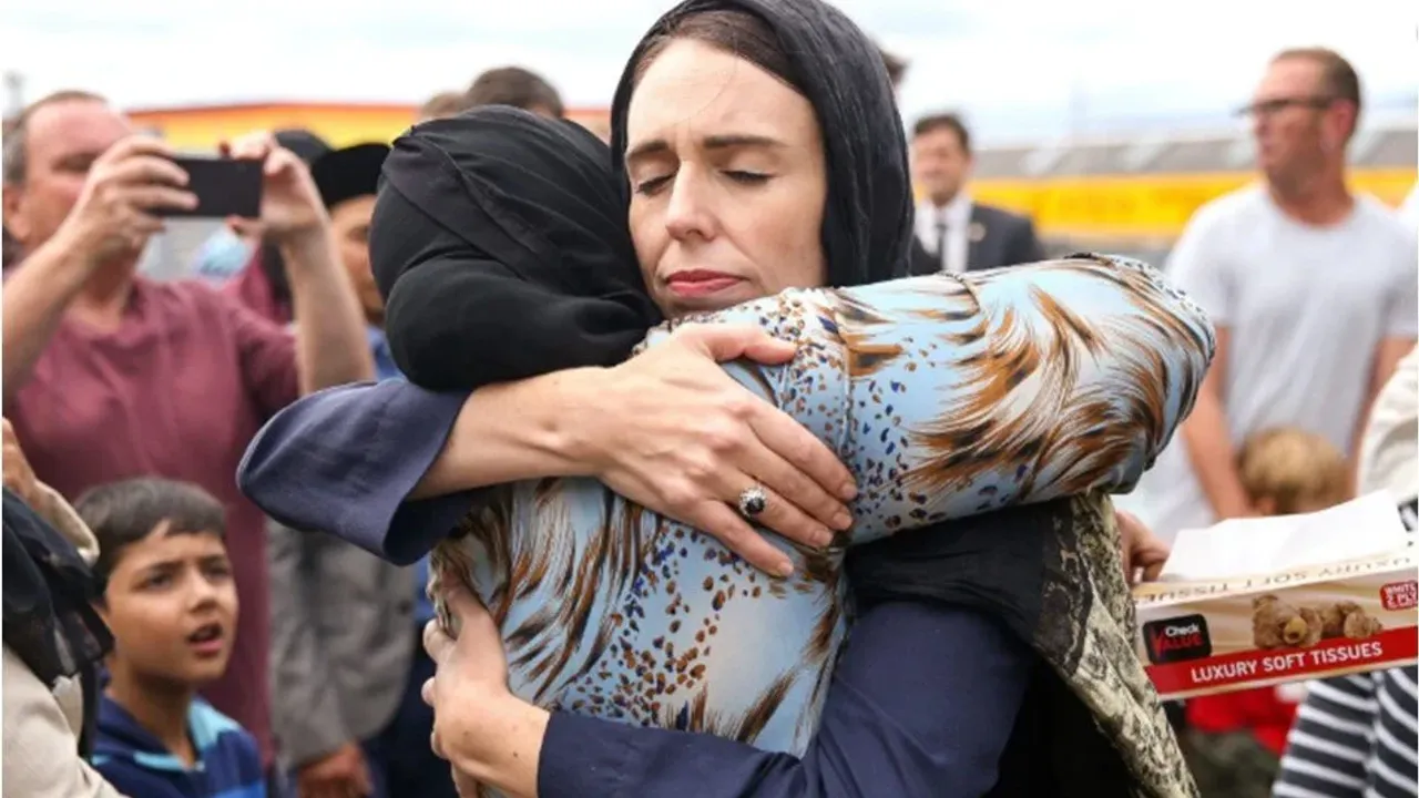Yeni Zelanda, cami saldırılarının kurbanlarını anıyor