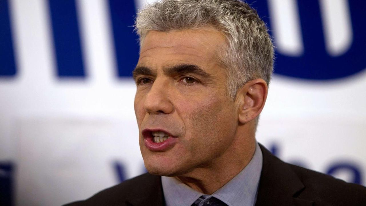 Eski İsrail Başbakanı: "Yahudi teröristler" bizi temsil etmiyor