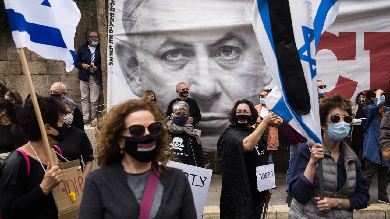 Netanyahu, hükümeti protesto edenleri suçladı
