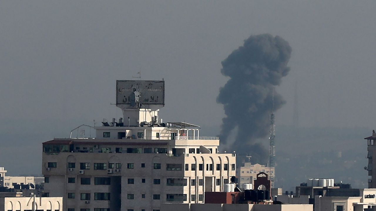 İsrail savaş uçakları Gazze Şeridi'nin güneyini bombaladı
