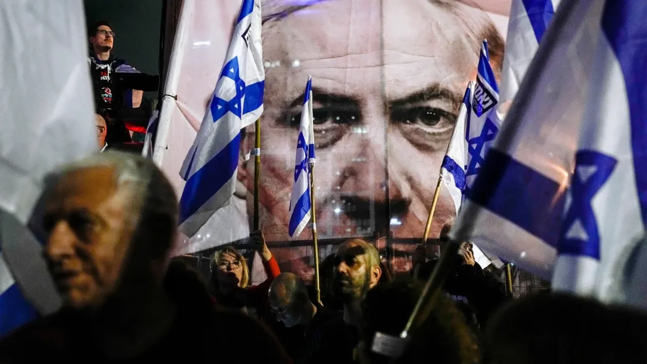 İsrail'deki hükümet karşıtı protestolara ara verildi