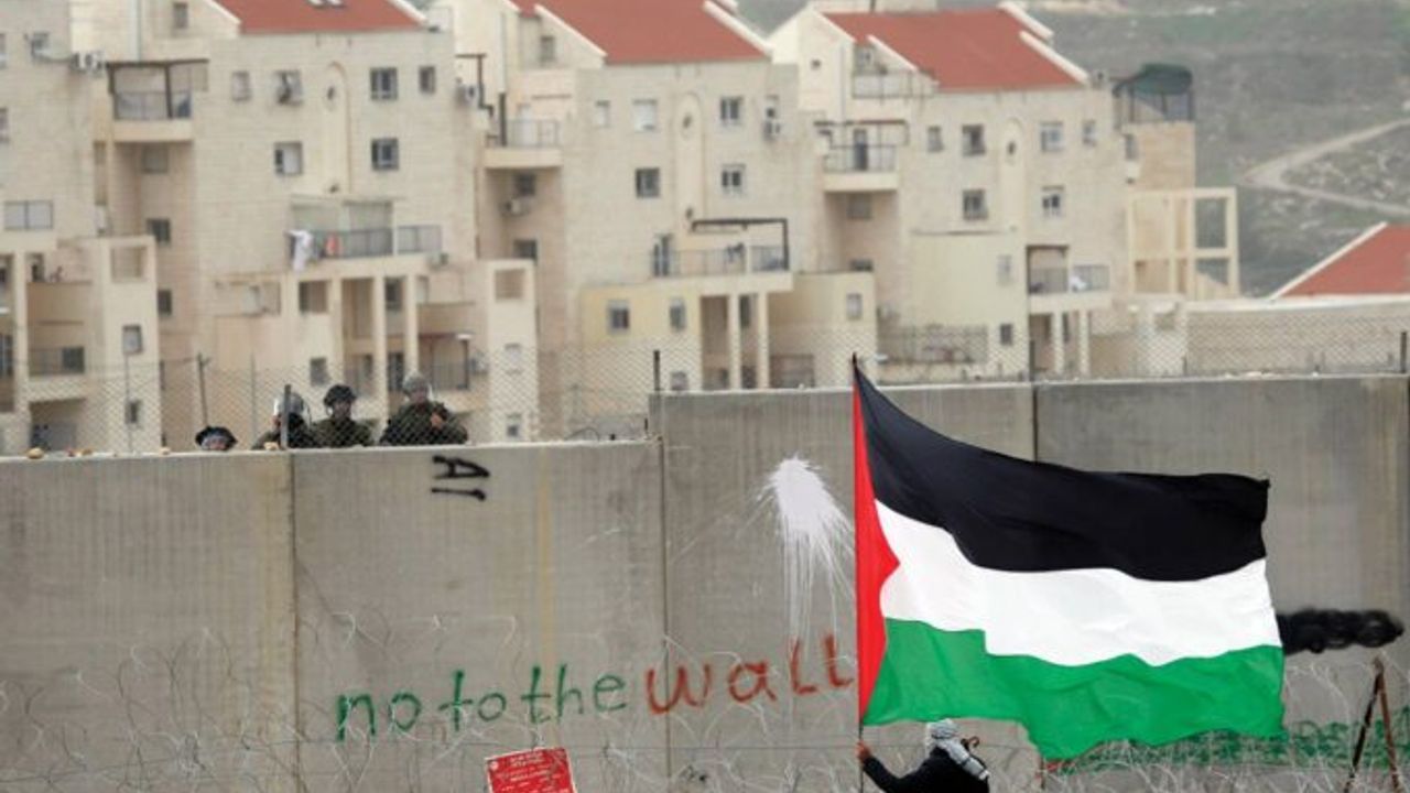İsrail Filistinlilere ait 70 gayrimenkule el koyacak