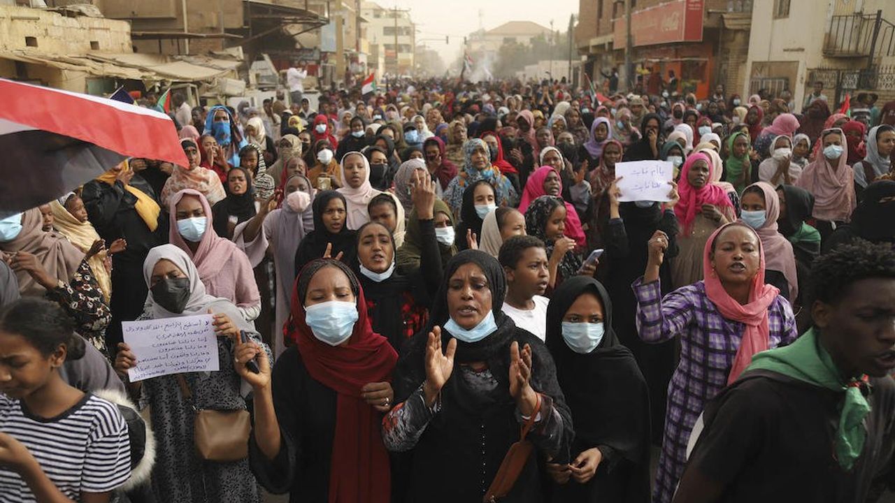 Sudan'da bir haftalık ateşkes kabul edildi