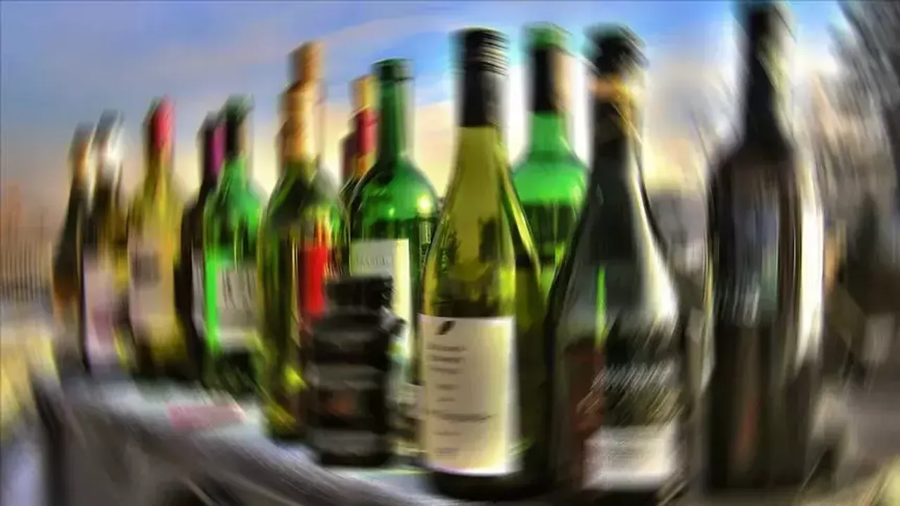 İstanbul'da halka açık alanlarda alkol içmek yasaklandı