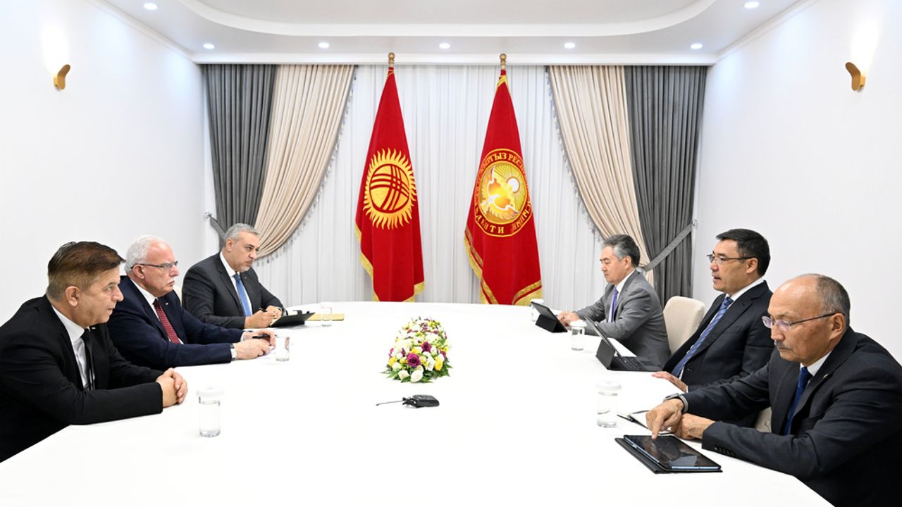 Kırgızistan Dışişleri Bakanı Kulubayev, Filistinli mevkidaşı el-Maliki ile görüştü