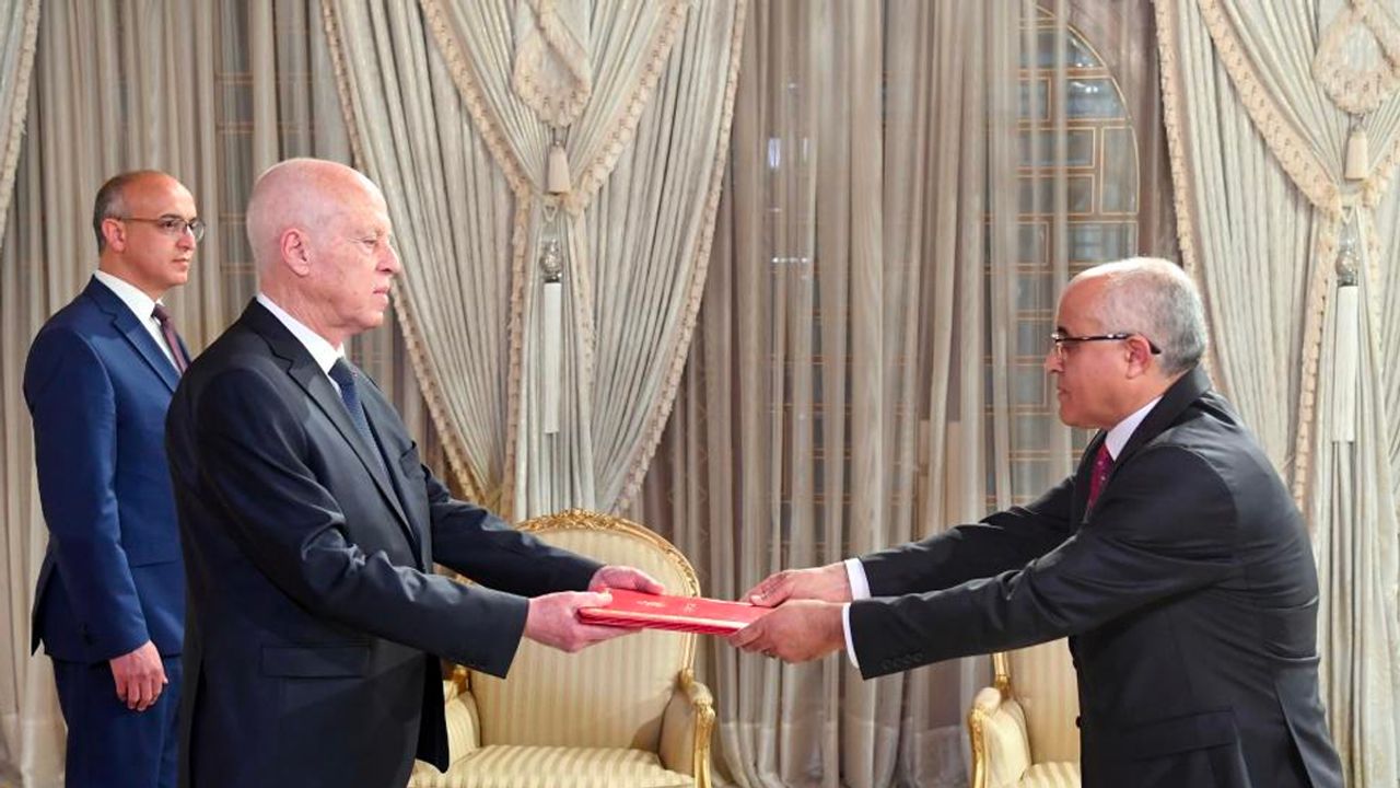 Tunus Cumhurbaşkanı Said, Türkiye dahil birçok ülkeye büyükelçi atadı