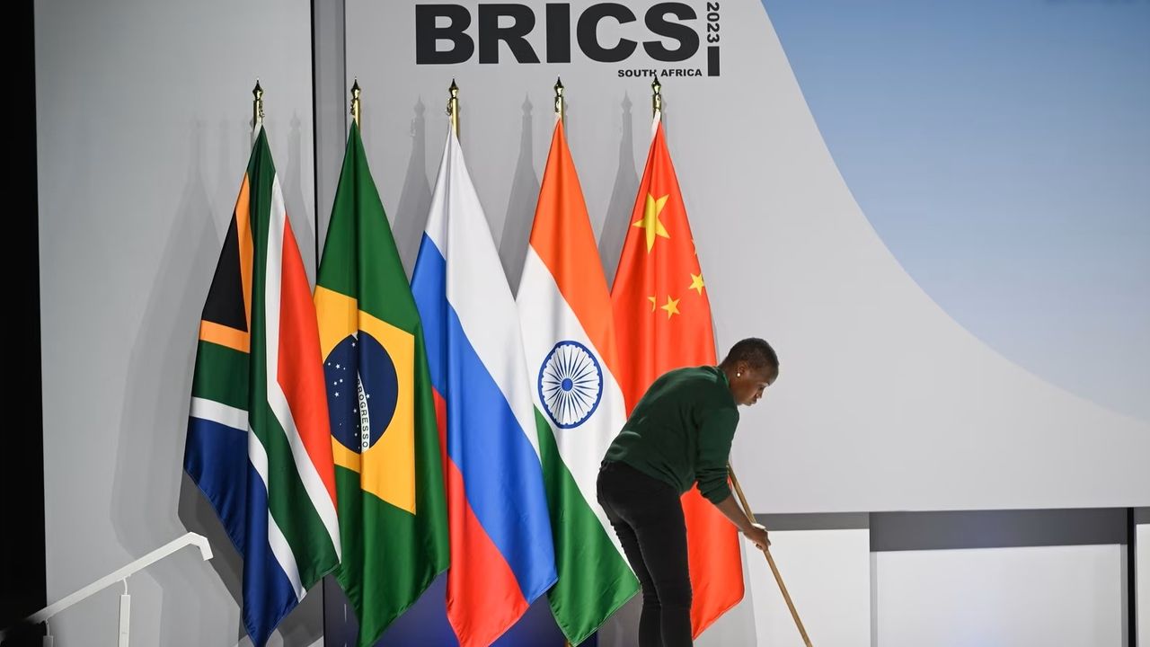 BAE: BRICS'e katılmamız Batı ülkeleri ile ilişkilerimize zarar vermeyecek