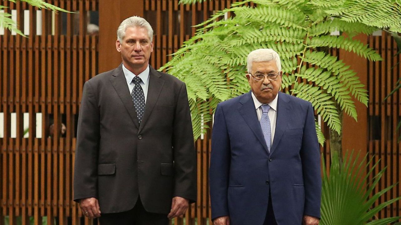 Mahmud Abbas Kübalı mevkidaşıyla Filistin meselesini görüştü