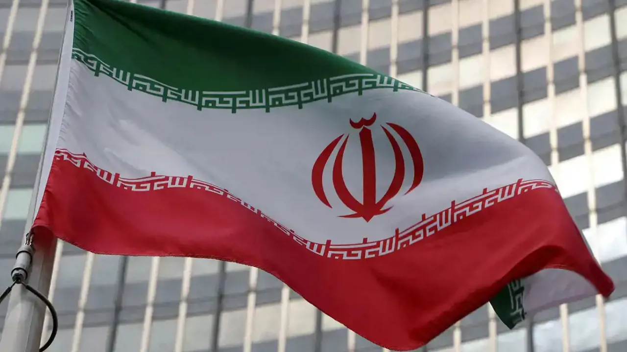 İran'ın Bakü Büyükelçiliği, "askeri sevkiyat" iddialarını yalanladı