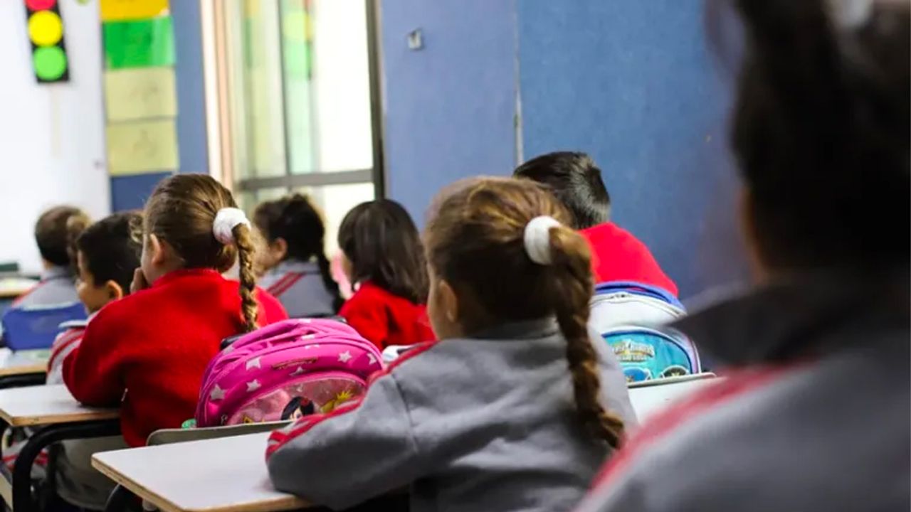 İsrail, Kudüs’teki Filistin okullarının müfredatına yeniden müdahale etti