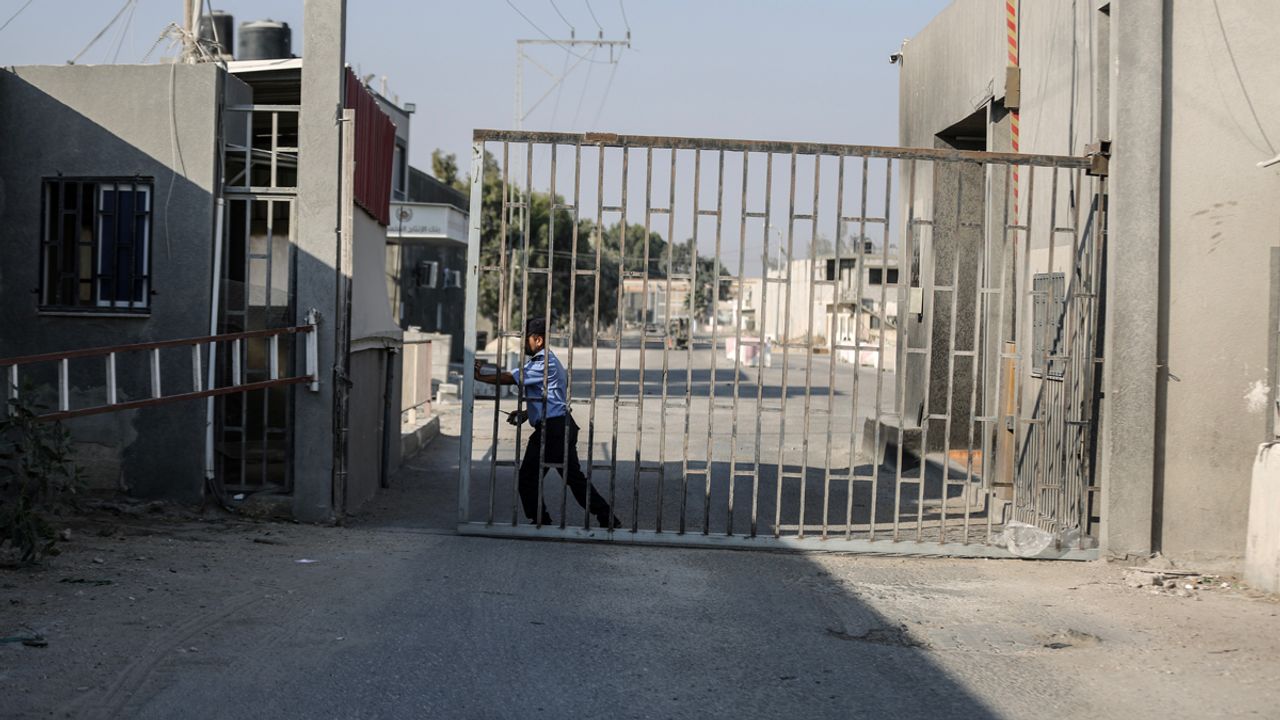 İsrail'in kararıyla, Gazze'den Batı Şeria'ya mal girişi yarından itibaren duracak