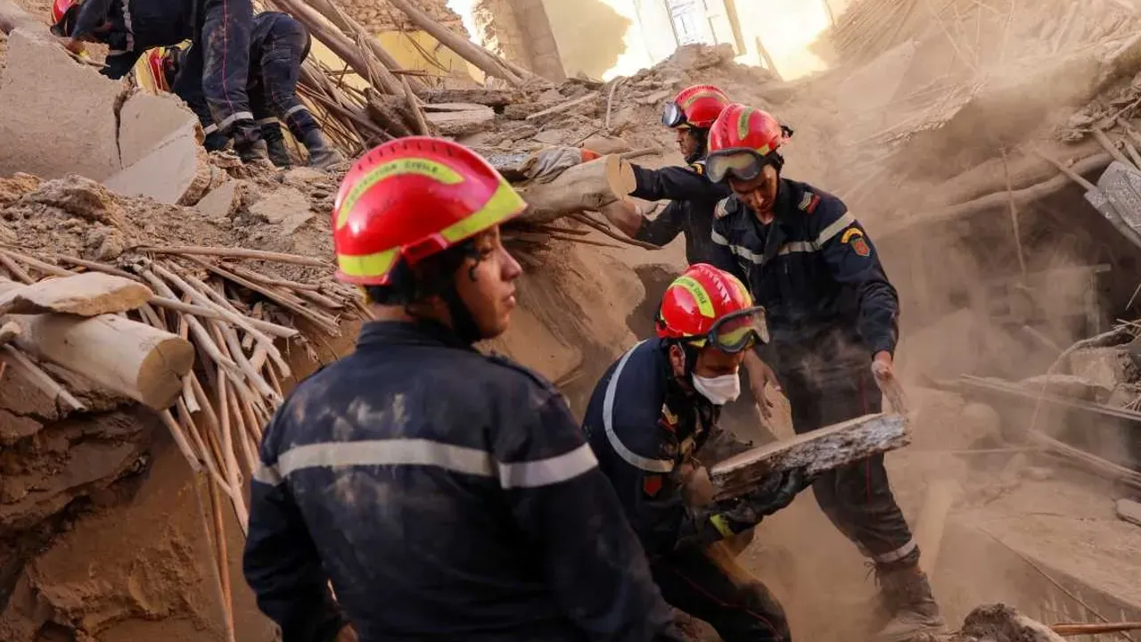 Cezayir’den depremle sarsılan Fas’a acil yardım teklifi