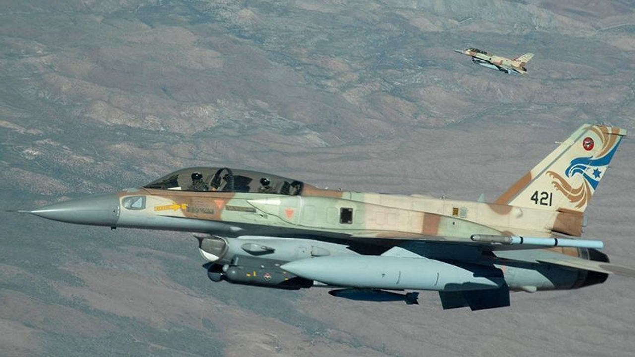 Lübnan hava sahasında alçak uçuş yapan İsrail jetleri paniğe neden oldu