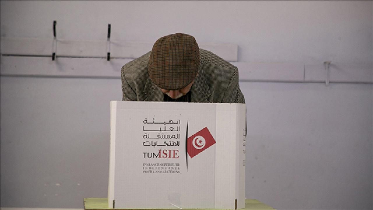 Tunus'ta yapılacak cumhurbaşkanlığı seçiminde yabancı gözlemci olmayacak