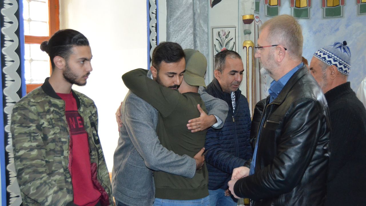 Kütahya'da okuyan Filistinli gencin ailesi hayatını kaybetti