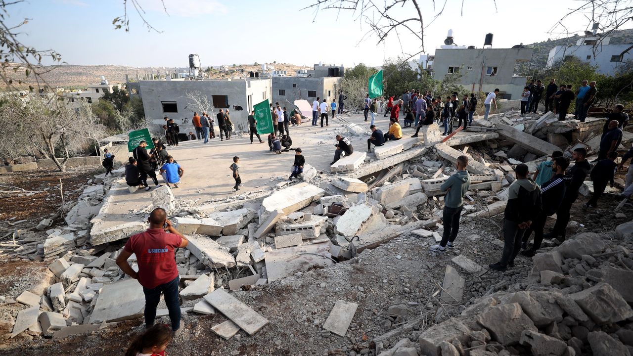 İsrail güçleri, Hamas yetkilisi Aruri'nin evini patlattı