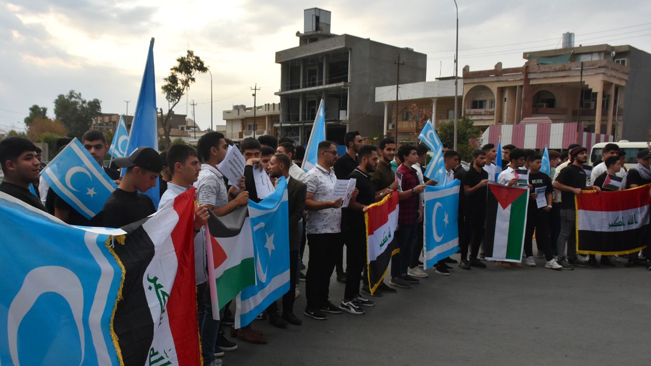 Kerkük'te Türkmen gençler İsrail'in Gazze'ye yönelik saldırılarını protesto etti