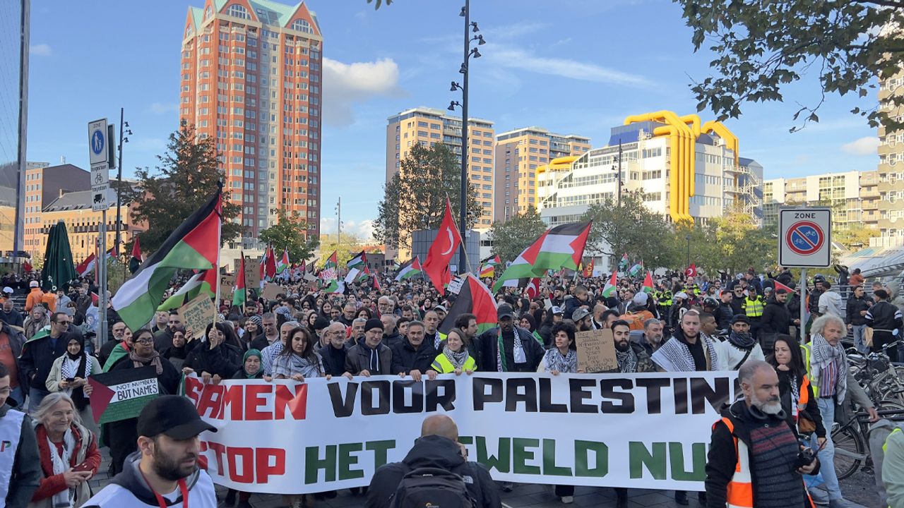 Hollanda’da Filistin’e destek gösterisi düzenlendi