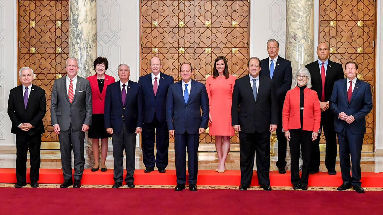 Mısır Cumhurbaşkanı, ABD’li Demokrat ve Cumhuriyetçi partilerden heyetle görüştü