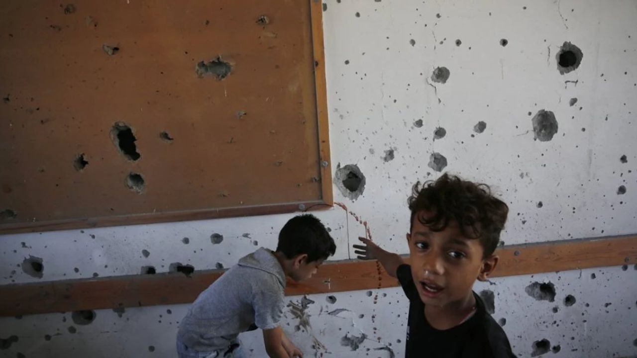 İsrail savaş uçakları, sivillerin sığındığı bir okulu vurdu