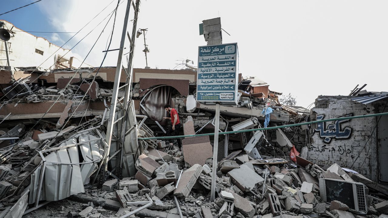 Gazze Şeridi'ndeki elektrik şebekesinin yüzde 70'i tahrip edildi