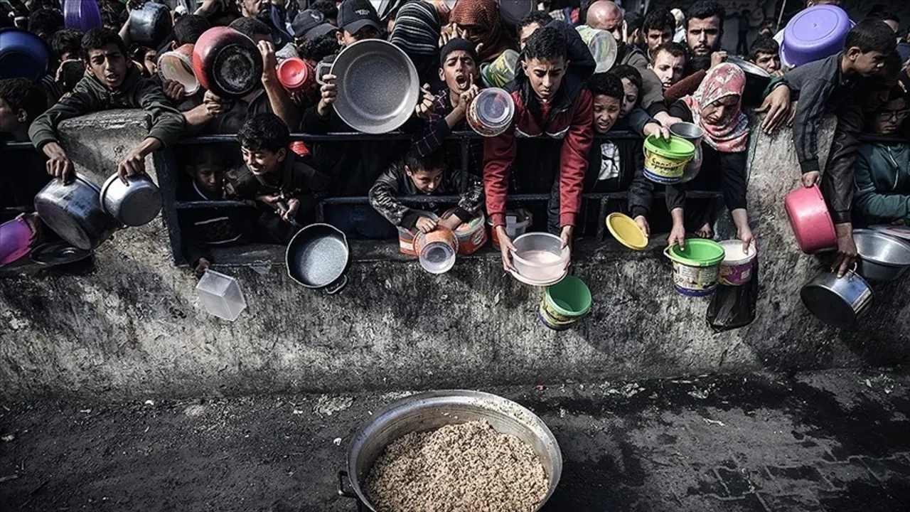 Euro-Med: "İsrail, Gazze'de açlığı silah olarak kullanıyor"