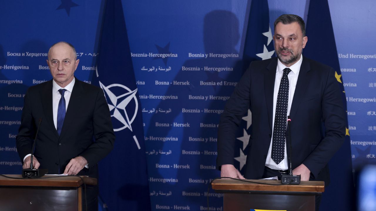 NATO'dan Bosna Hersek'in egemenliği ve toprak bütünlüğüne destek