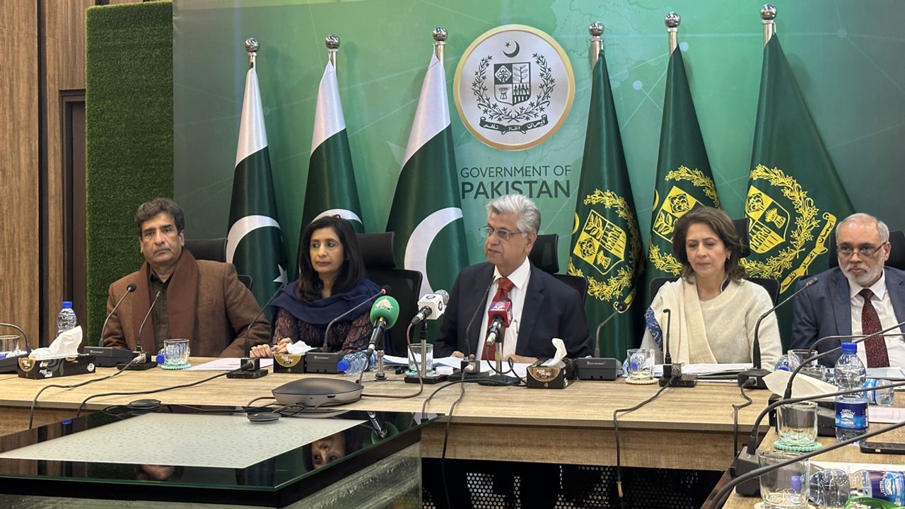 Pakistan: Seçimler için tüm hazırlıklar tamamlandı